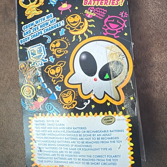 Digital Pet Keychain Space creature 👽 feed it, play,study,shower,water it!#toy - Picture 7 of 8